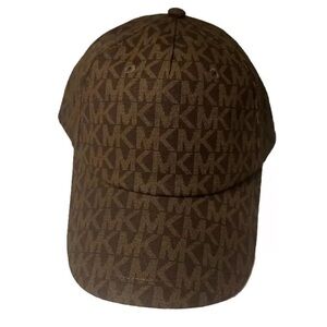 🌸NEW MICHAEL KORS 🧢 CAP ONE SIZE NWT.